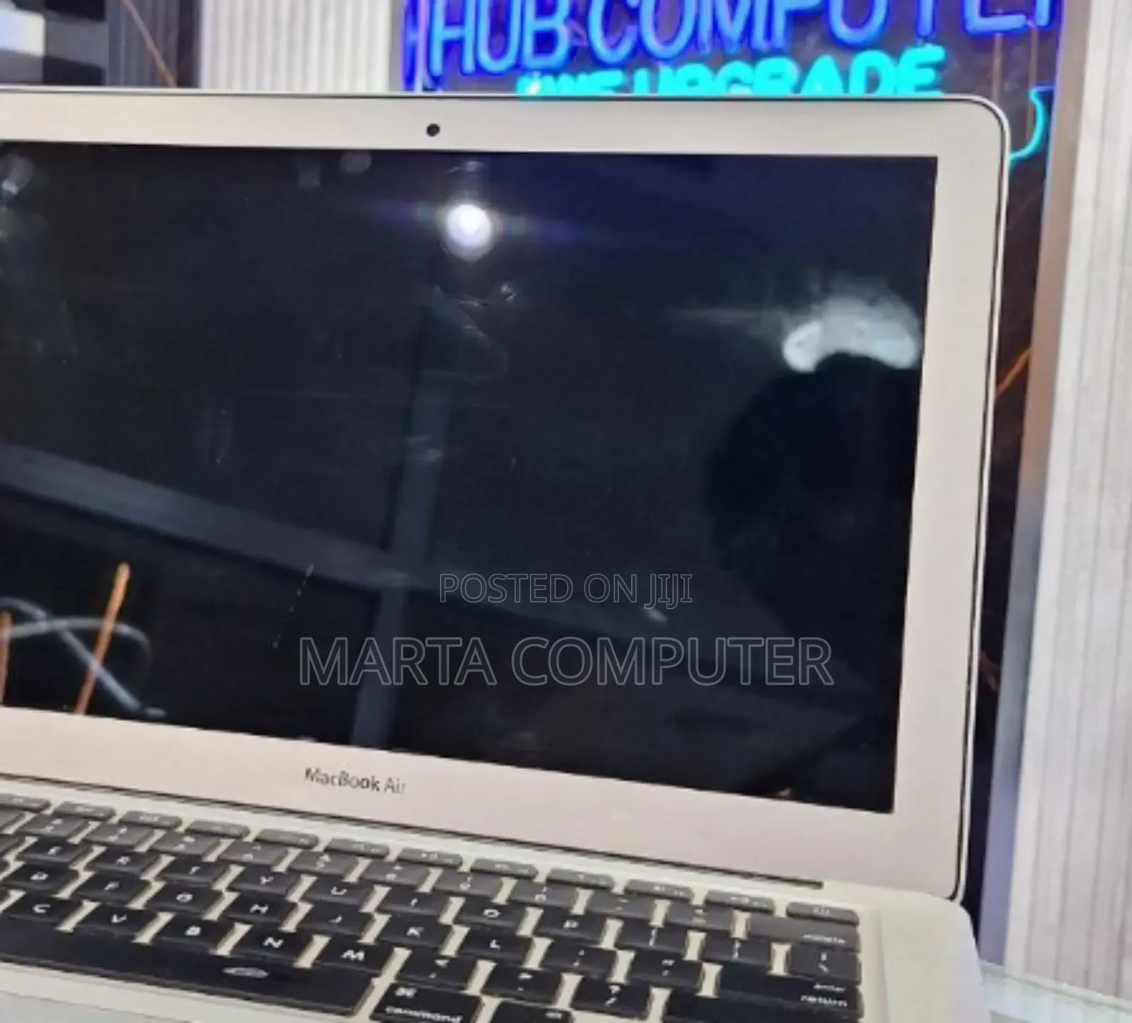 New Laptop Apple MacBook Air 2017 8GB Intel Core I5 SSD 256GB