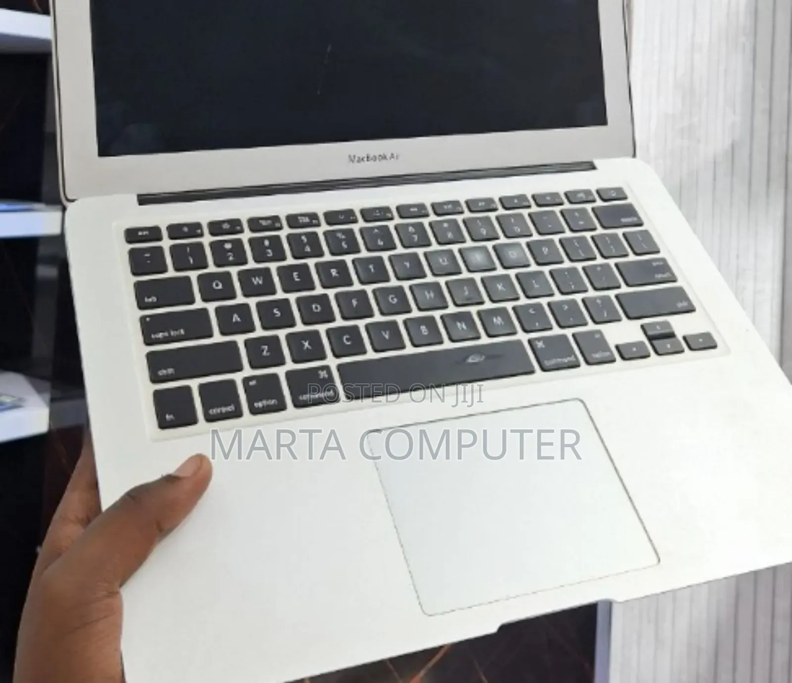New Laptop Apple MacBook Air 2017 8GB Intel Core I5 SSD 256GB
