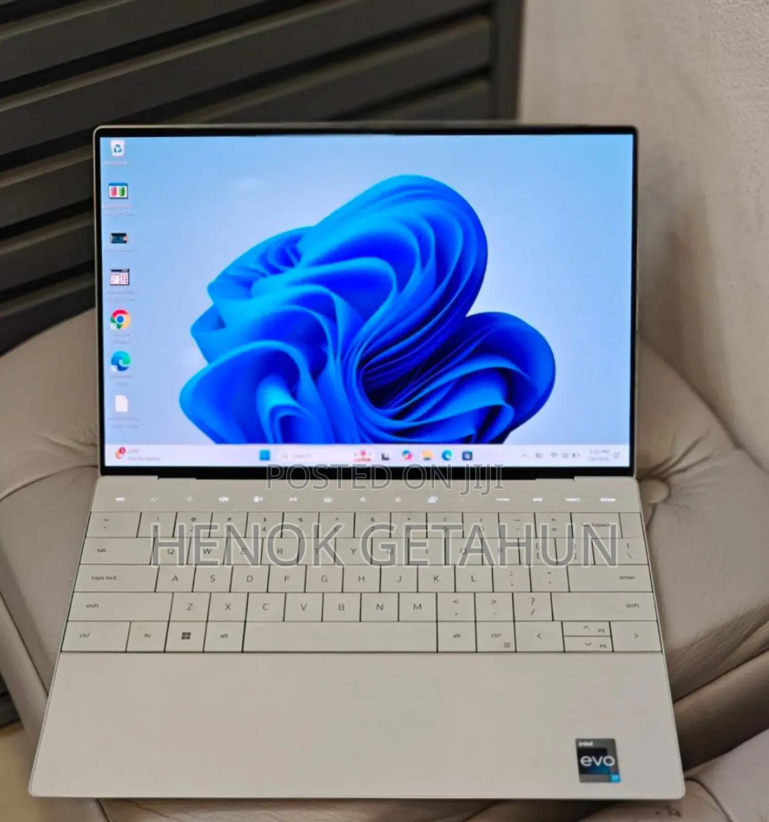 New Laptop Dell XPS 13 9320 32GB Intel Core I7 SSD 1T