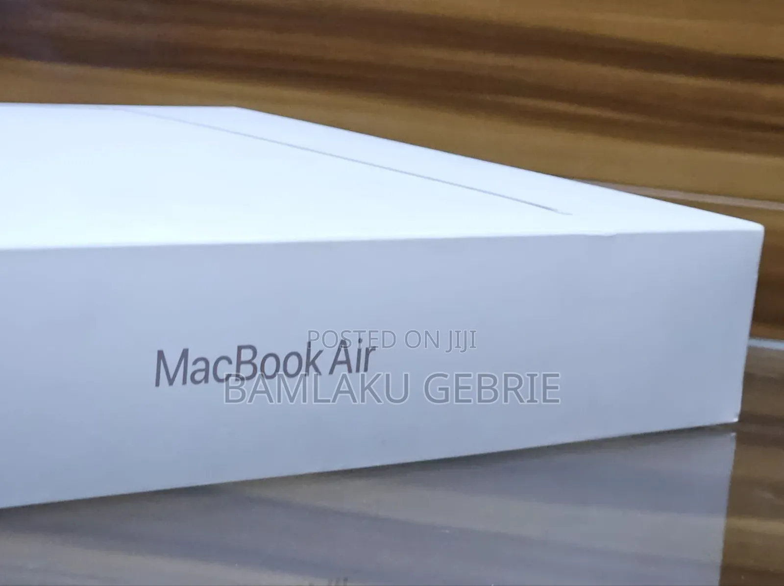 New Laptop Apple MacBook Air 2025 M4 13-Inch 16GB Apple M4 SSD 1T