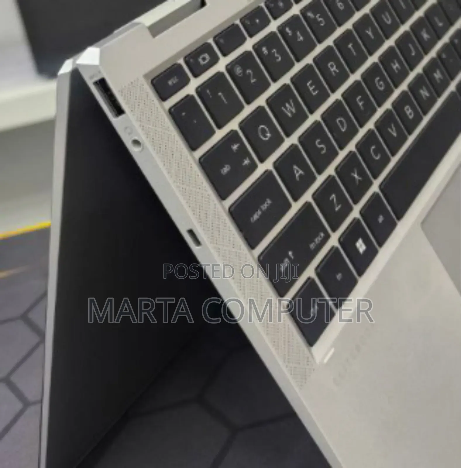 New Laptop HP EliteBook 1040 G8 16GB Intel Core I7 SSD 512GB