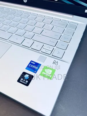 New Laptop HP Pavilion 14 16GB Intel Core I7 SSD 512GB