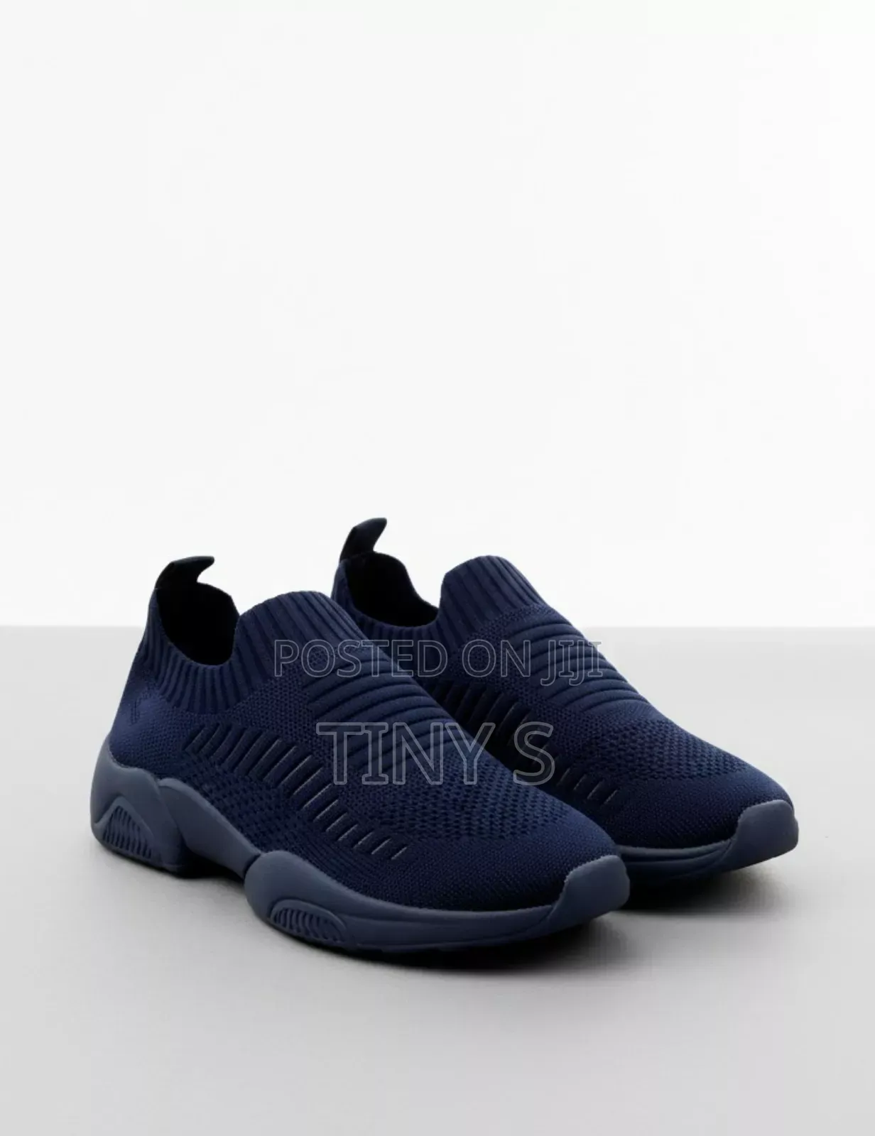 Women's Sneaker Size 37