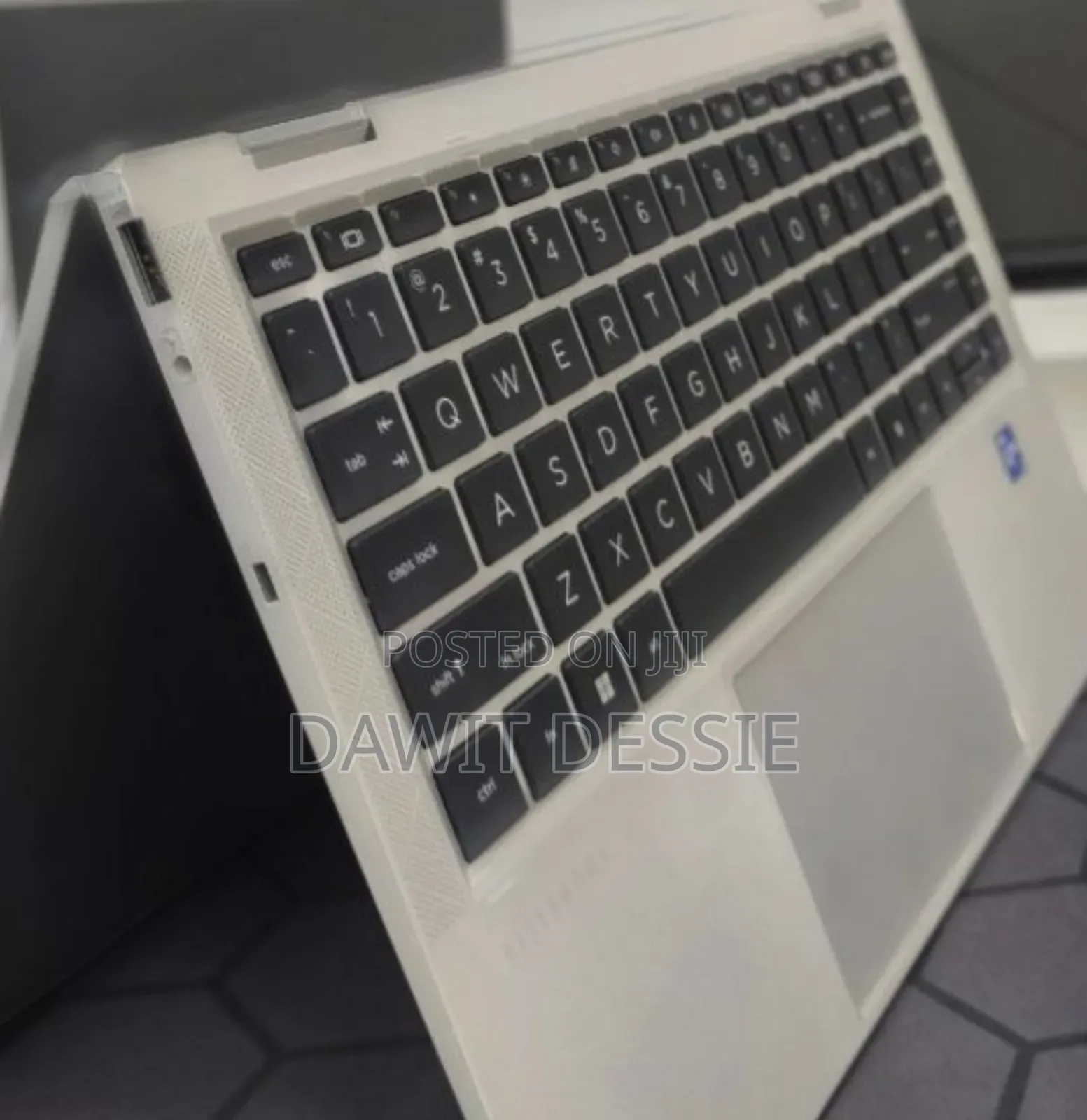 New Laptop HP EliteBook 1040 G8 16GB Intel Core I7 SSD 512GB