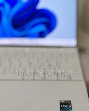 New Laptop Dell XPS 15 32GB Intel Core I7 SSD 1T