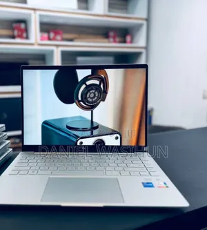 New Laptop HP 16GB Intel Core I5 SSHD (Hybrid) 1T