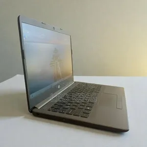 Laptop HP 250 G8 16GB AMD Ryzen 7 SSD 512GB