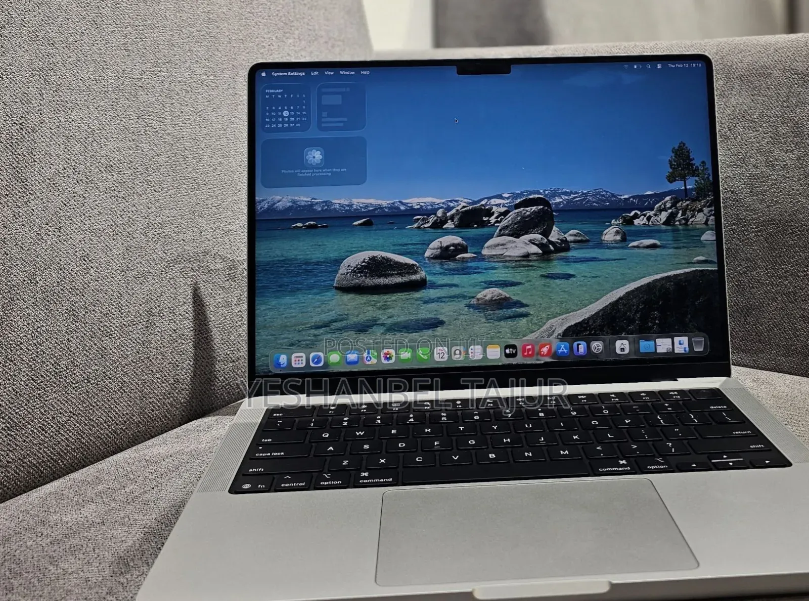 New Laptop Apple Macbook Pro 2025 M5 14-Inch 16GB Apple M5 SSD 512GB