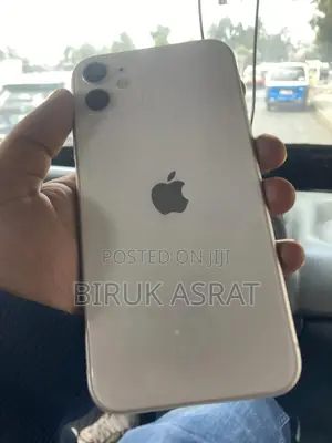 Apple iPhone 11 64 GB White