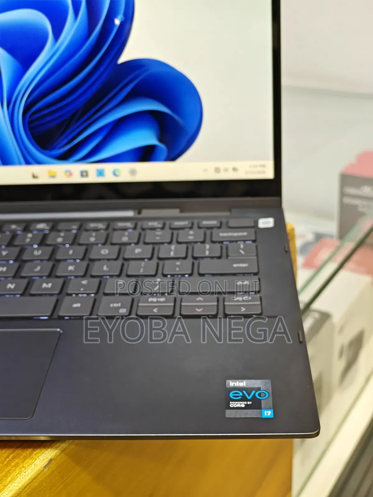 New Laptop Dell Inspiron 7306 16GB Intel Core I7 SSD 512GB