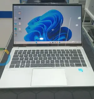 New Laptop HP EliteBook 1040 G8 16GB Intel Core I7 SSD 512GB