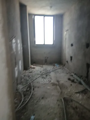 3bdrm Apartment in Cmc ጋስት ሞል ጎን ባለ 3, Bole for sale