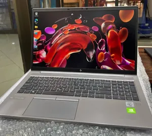 New Laptop HP ZBook 15 16GB Intel Core I7 SSD 512GB