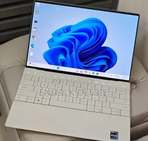 New Laptop Dell XPS 13 9320 32GB Intel Core I7 SSD 1T