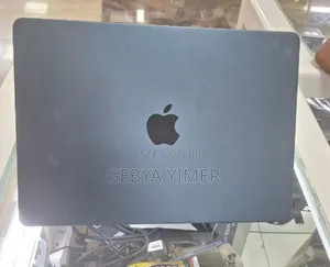 New Laptop Apple MacBook Air 2025 M4 13-Inch 16GB Apple M4 SSD 256GB