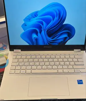 New Laptop Asus VivoBook Flip 14 TP401CA 16GB Intel Core I7 SSD 512GB