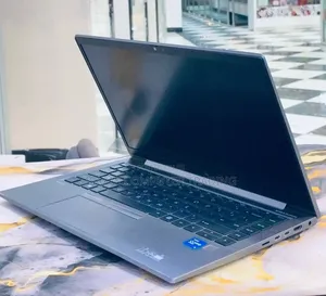 New Laptop HP Zbook Studio G7 16GB Intel Core I5 SSD 512GB