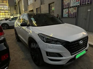 Hyundai Tucson 2019 White