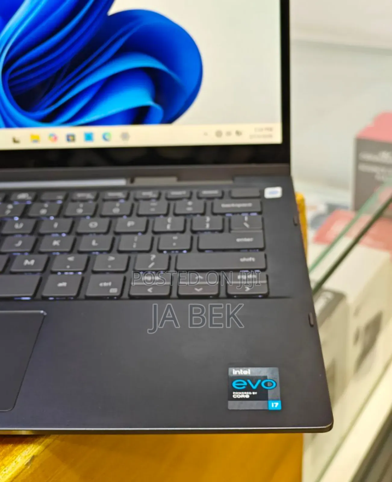 New Laptop Dell Inspiron 7306 16GB Intel Core I7 SSD 512GB