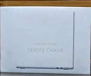 New Laptop Apple MacBook Air 2025 M4 13-inch 16GB Intel Core i7 SSD 1T