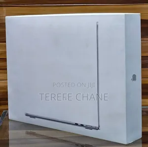 New Laptop Apple MacBook Air 2025 M4 13-inch 16GB Intel Core i7 SSD 1T