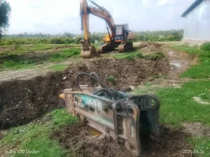 Excavator For Rent
