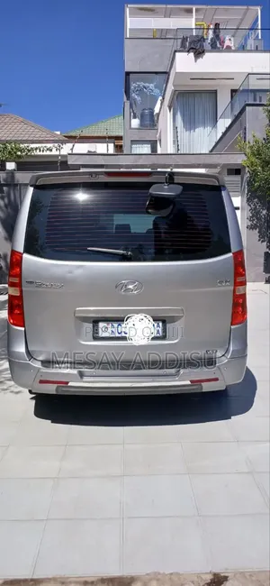 Hyundai Starex 2013 Grey