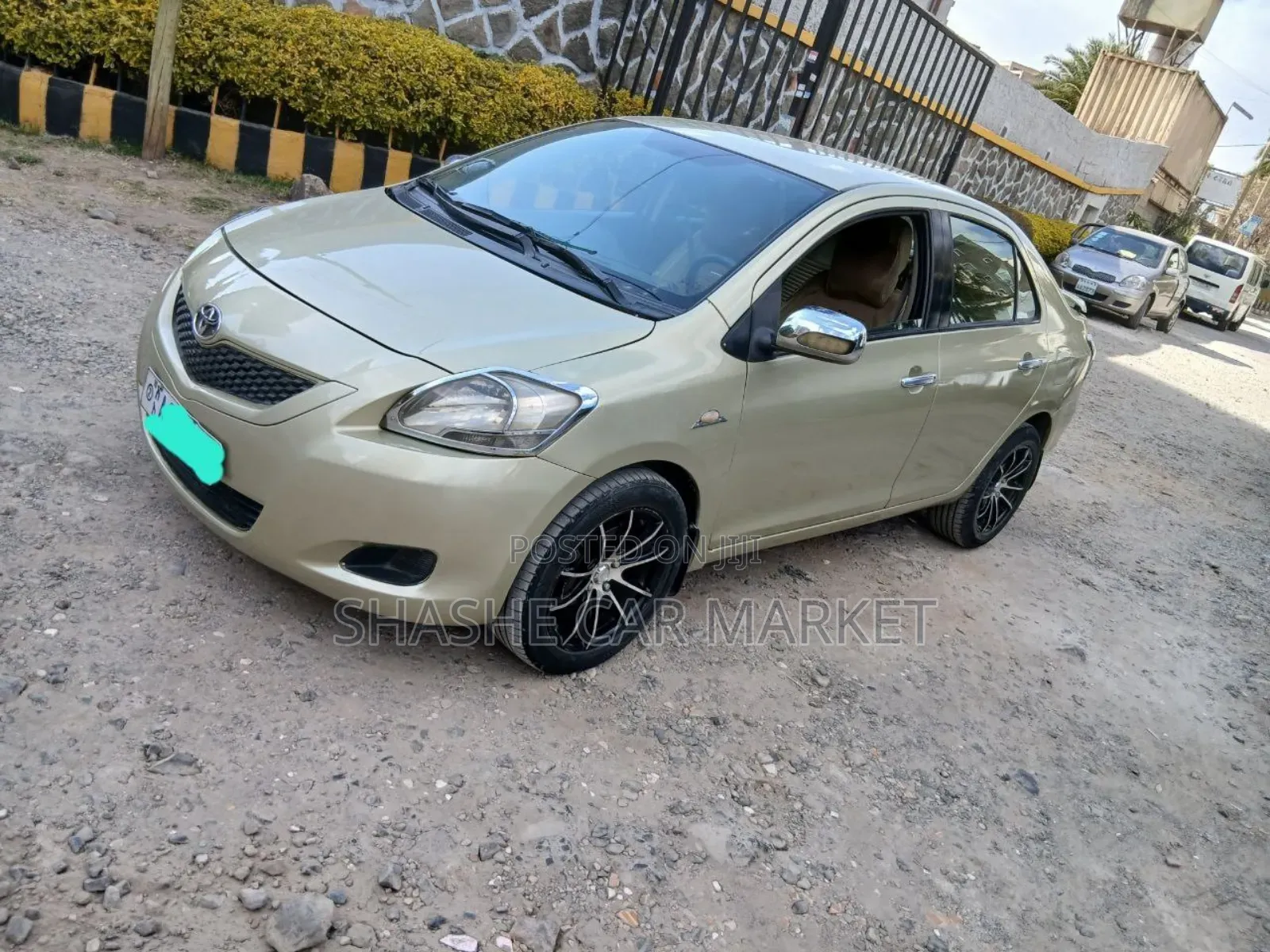 Toyota Belta 2006 Yellow