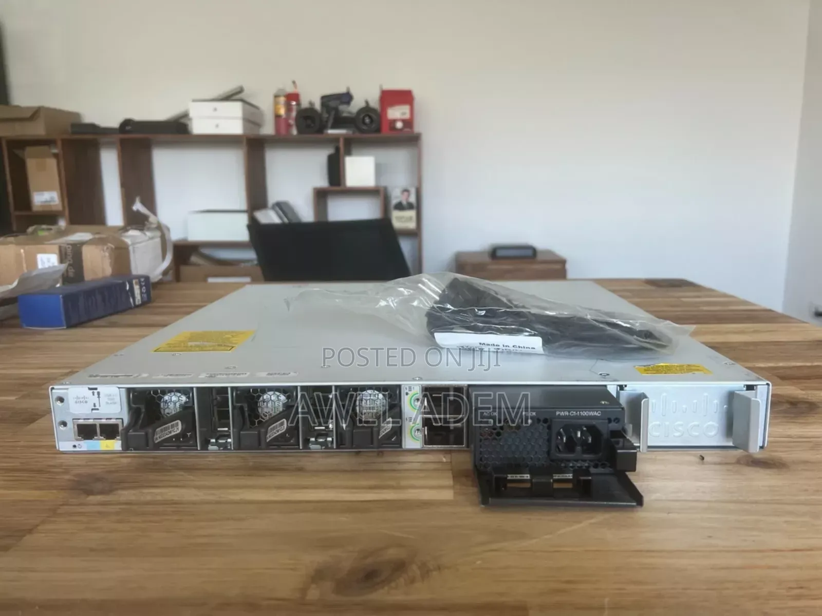 Cisco C9300-24ux-a Catalyst 9300 24-Port Mgig Upoe Network Switch