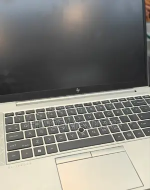 New Laptop HP EliteBook 840 G8 16GB Intel Core I5 SSD 512GB