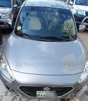 Suzuki Dzire 2022 Silver