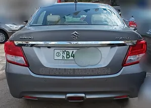 Suzuki Dzire 2022 Silver