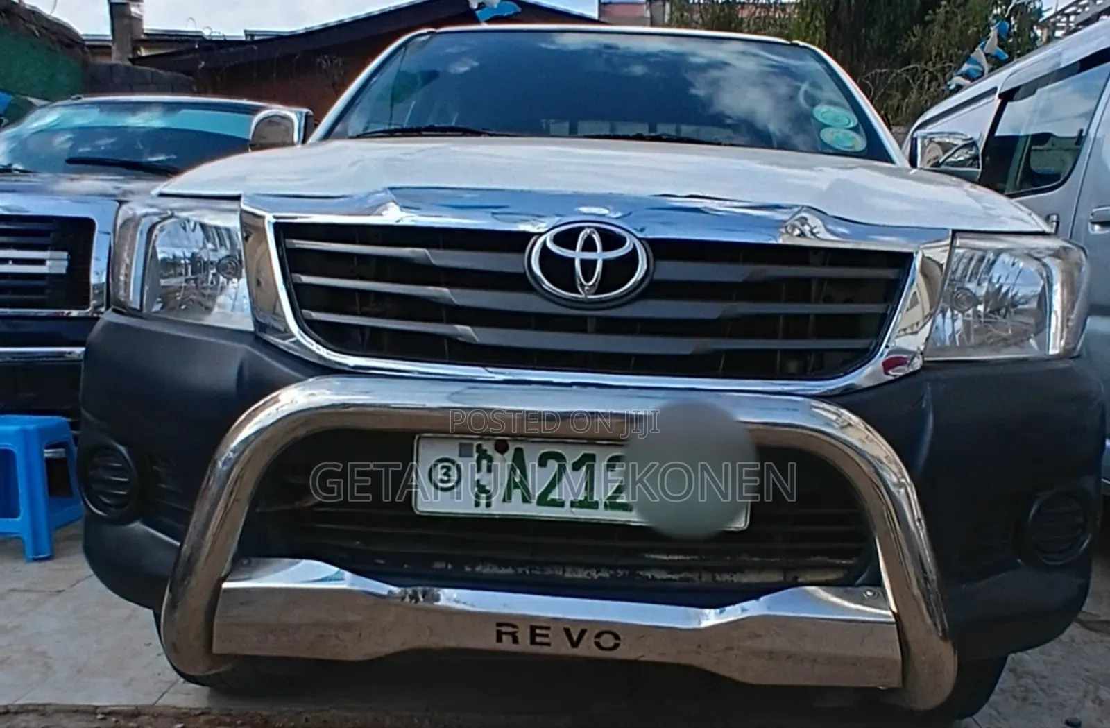 Toyota Hilux 2011 White