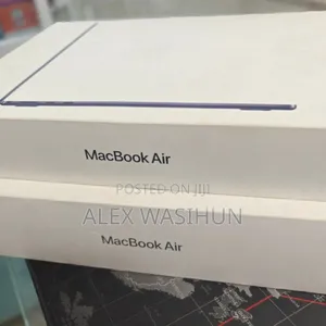 New Apple MacBook Air 2025 M4 13-Inch 16GB Apple M4 Pro SSD 256GB