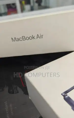 New Laptop Apple MacBook Air 2025 M4 15-Inch 16GB Apple M4 SSD 512GB