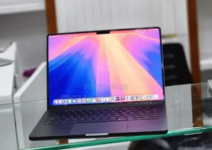 New Apple MacBook Air 2025 M4 13-Inch 16GB Intel Core I9 SSD 512GB