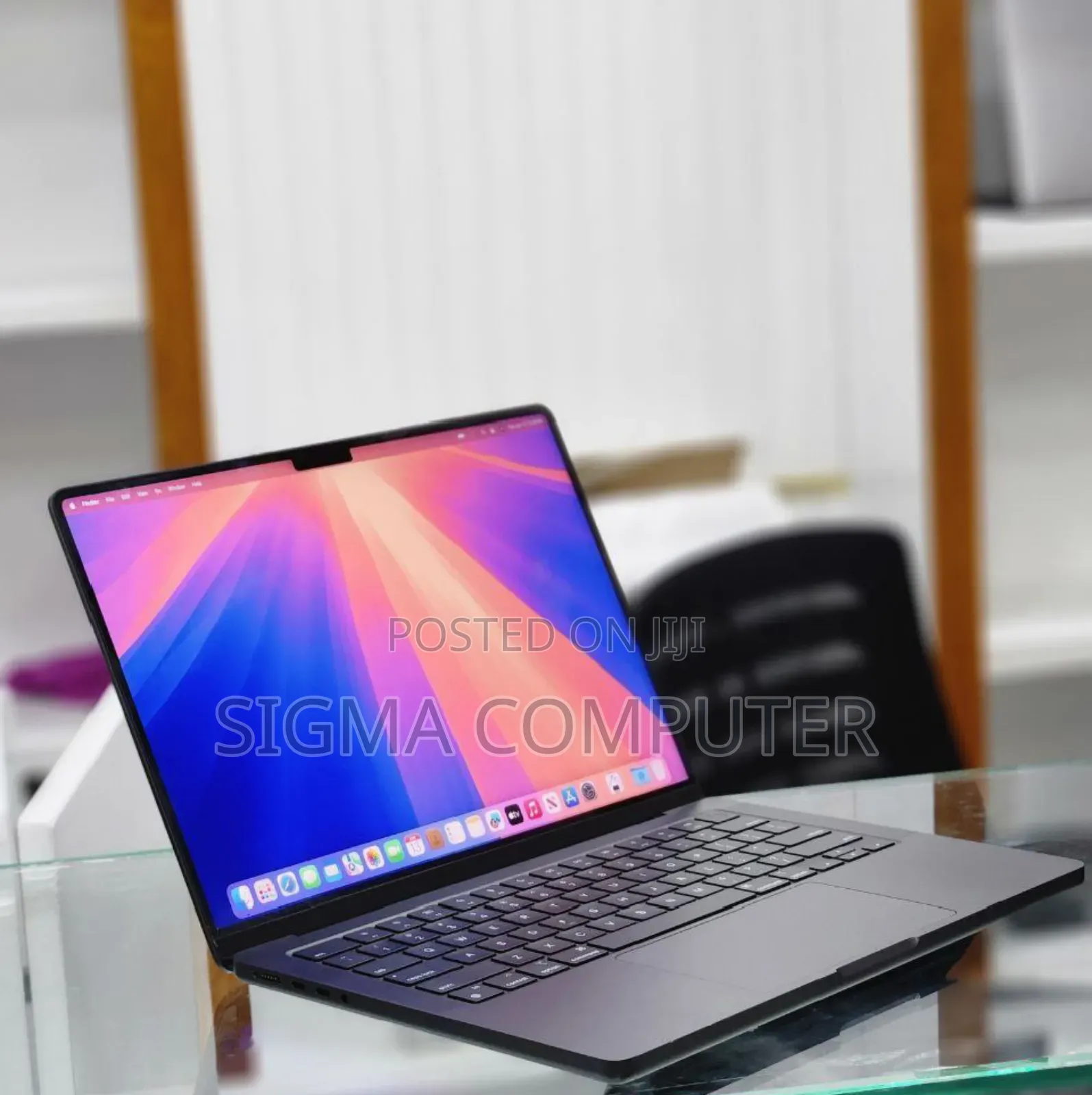 New Apple MacBook Air 2025 M4 13-Inch 16GB Intel Core I9 SSD 512GB