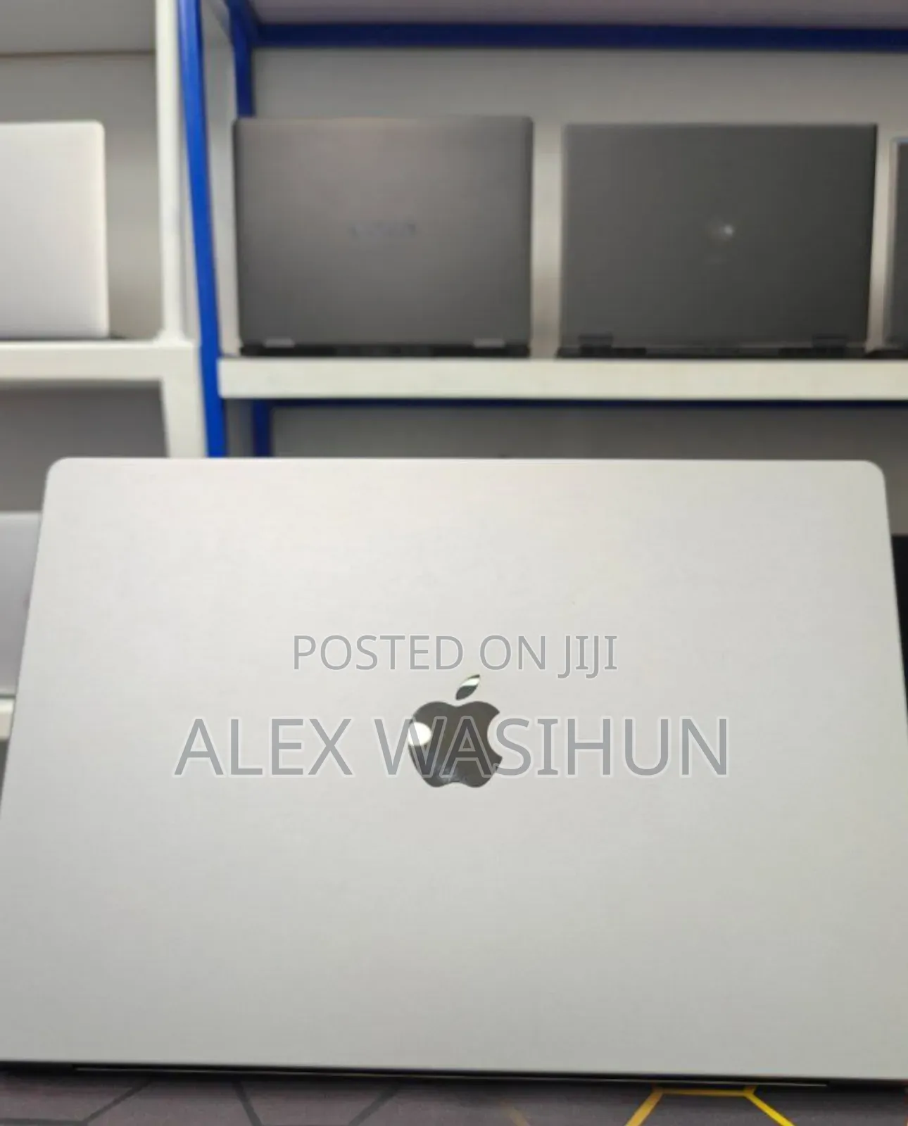 New Laptop Apple MacBook Pro M1 64GB Apple M1 Max SSD 1T