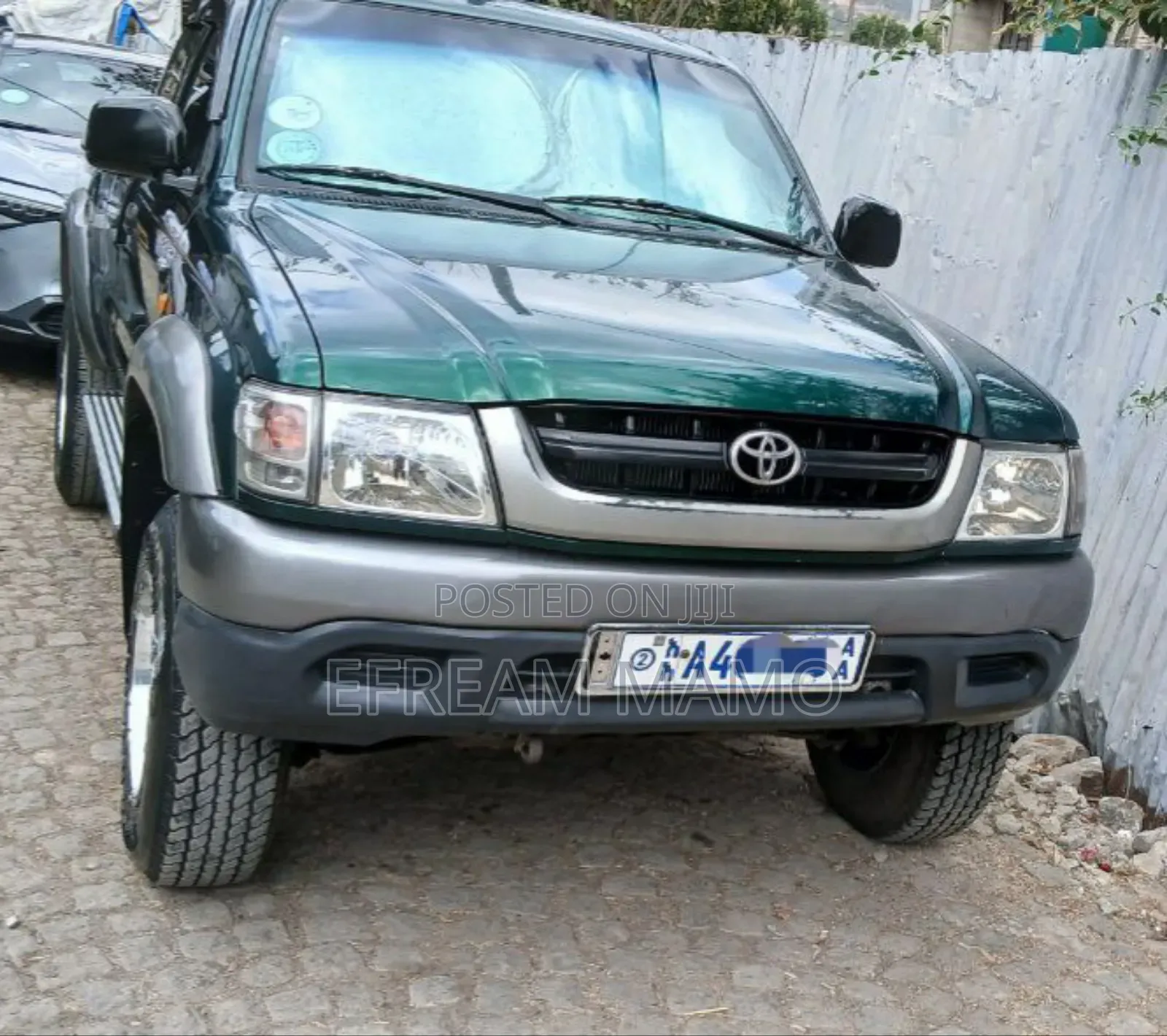 Toyota Hilux 2004 Silver
