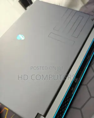 New Laptop Alienware M17x R2 16GB Intel Core I7 SSD 1T