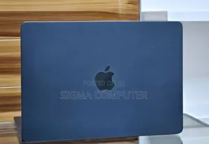 New Apple MacBook Air 2025 M4 13-Inch 16GB Intel Core I9 SSD 256GB