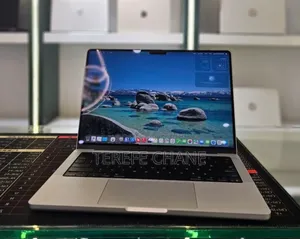 New Apple MacBook Air 2024 M3 15-Inch 16GB Intel Core I9 SSD 512GB