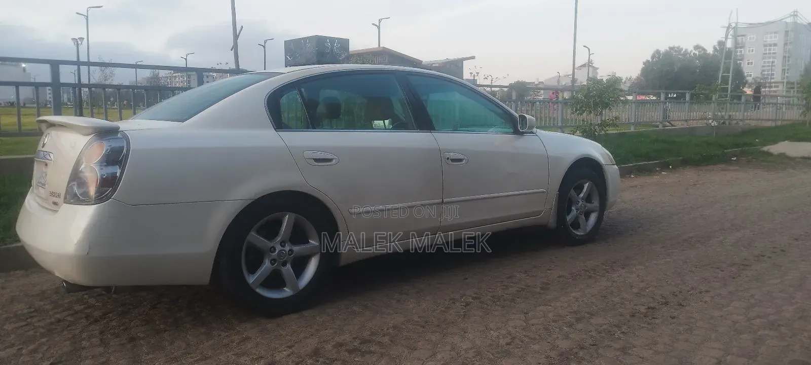 Nissan Altima 3.5 SE 2005 White
