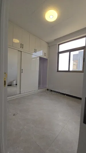 3bdrm Apartment in ሀይሌ ጋርመንት, Nifas Silk-Lafto for sale