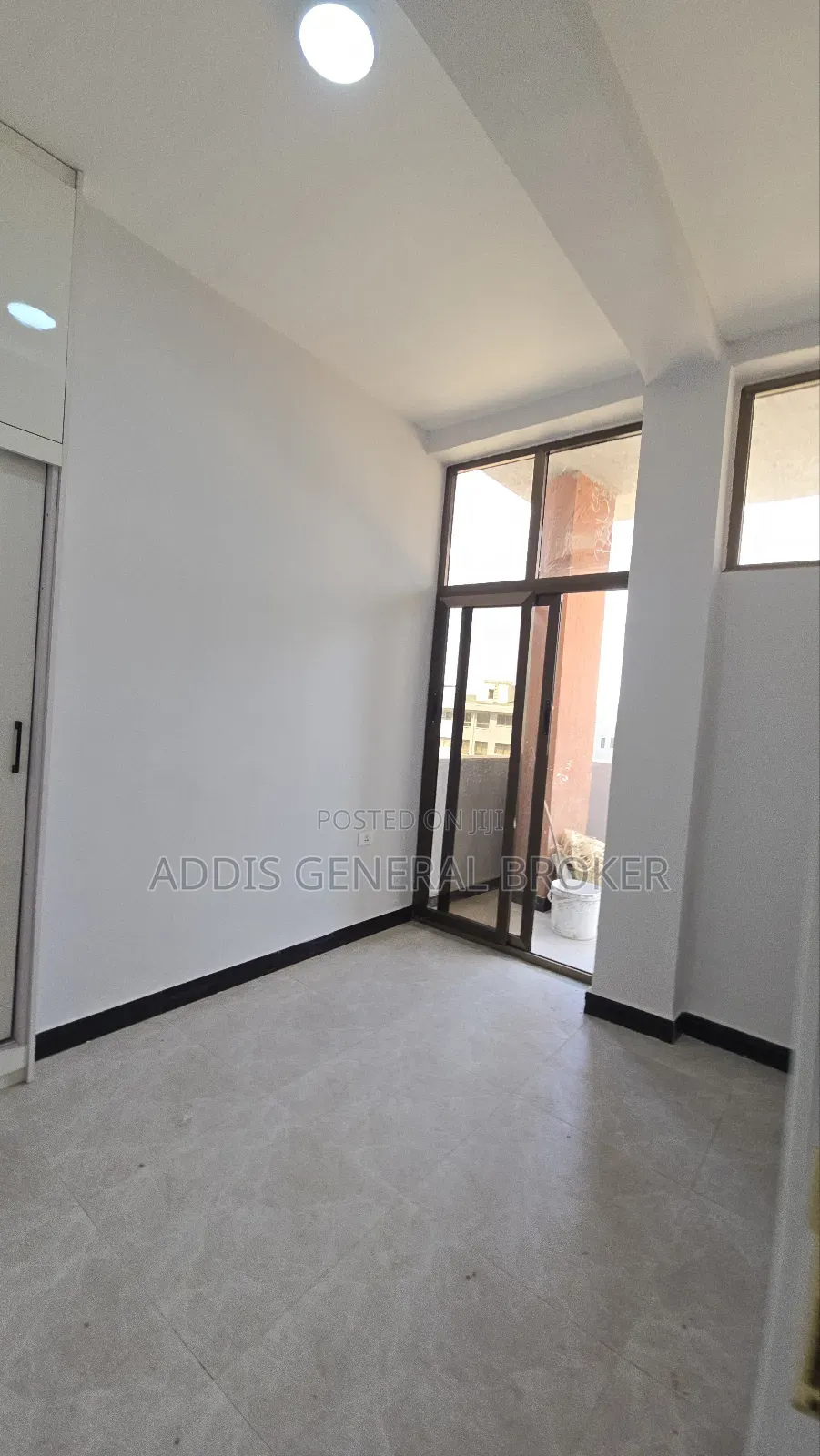 3bdrm Apartment in ሀይሌ ጋርመንት, Nifas Silk-Lafto for sale