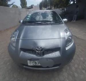 Toyota Yaris 2008 Silver