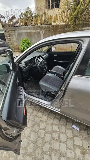 Suzuki Dzire 2022 Silver