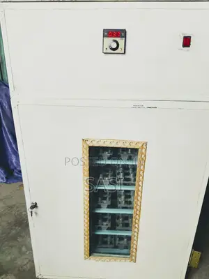 1080 Egg Incubator Machine – Automatic/High Hatch Rate