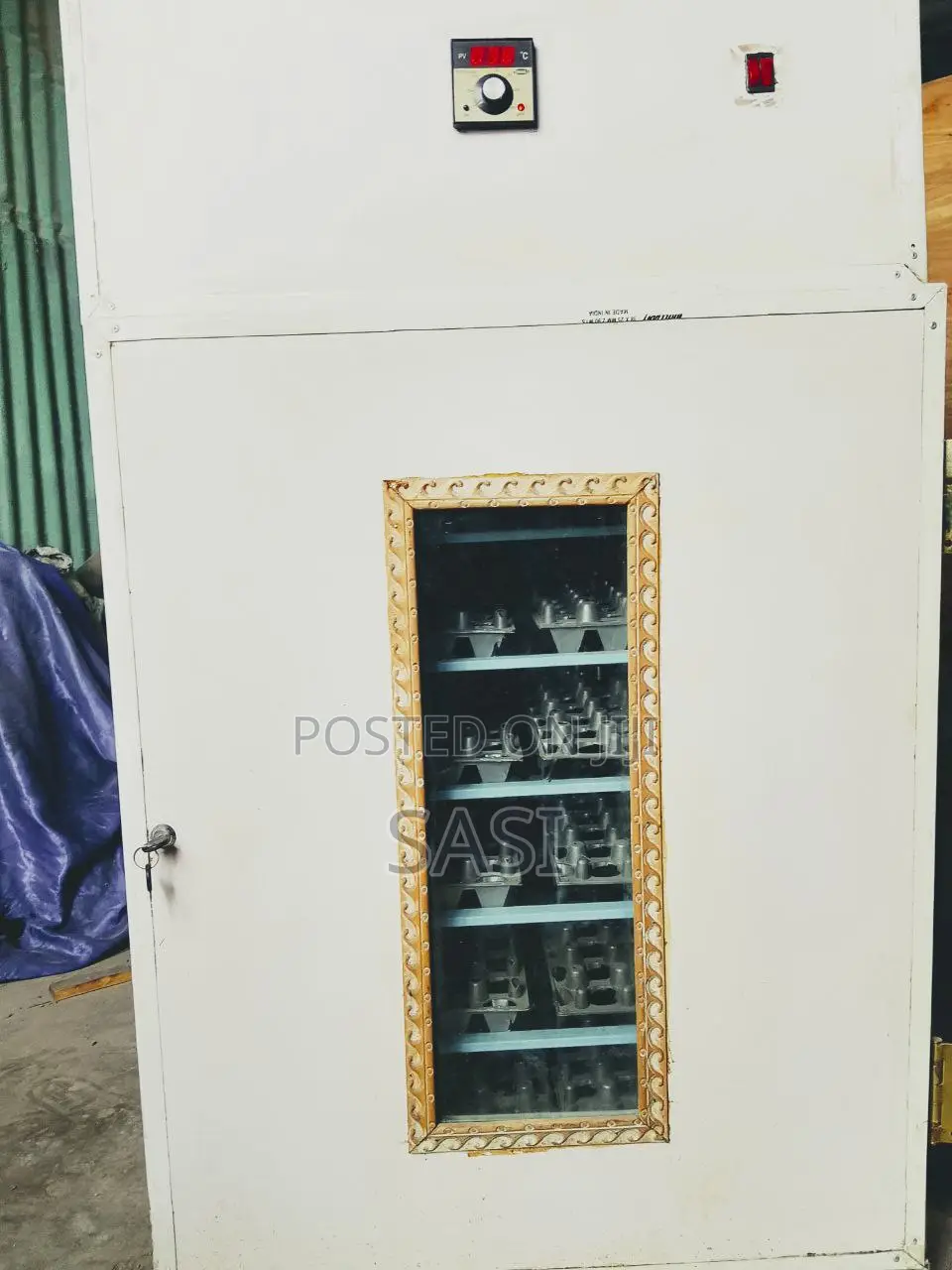 1080 Egg Incubator Machine – Automatic/High Hatch Rate