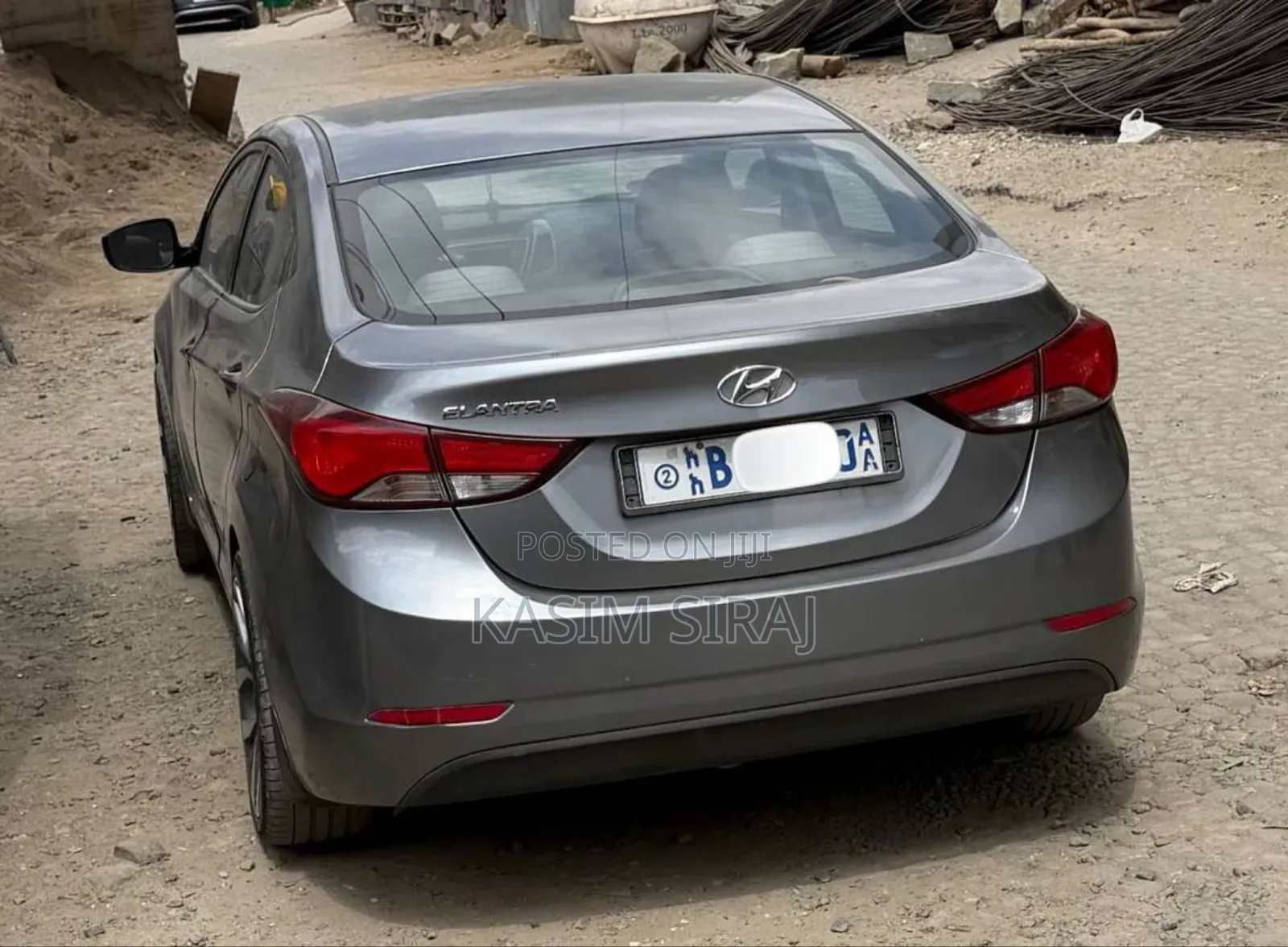 Hyundai Elantra Limited 4dr Sedan (1.8L 4cyl 6A) 2015 Gray